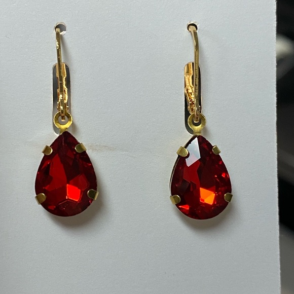 Red drop earrings - Picture 4 of 4